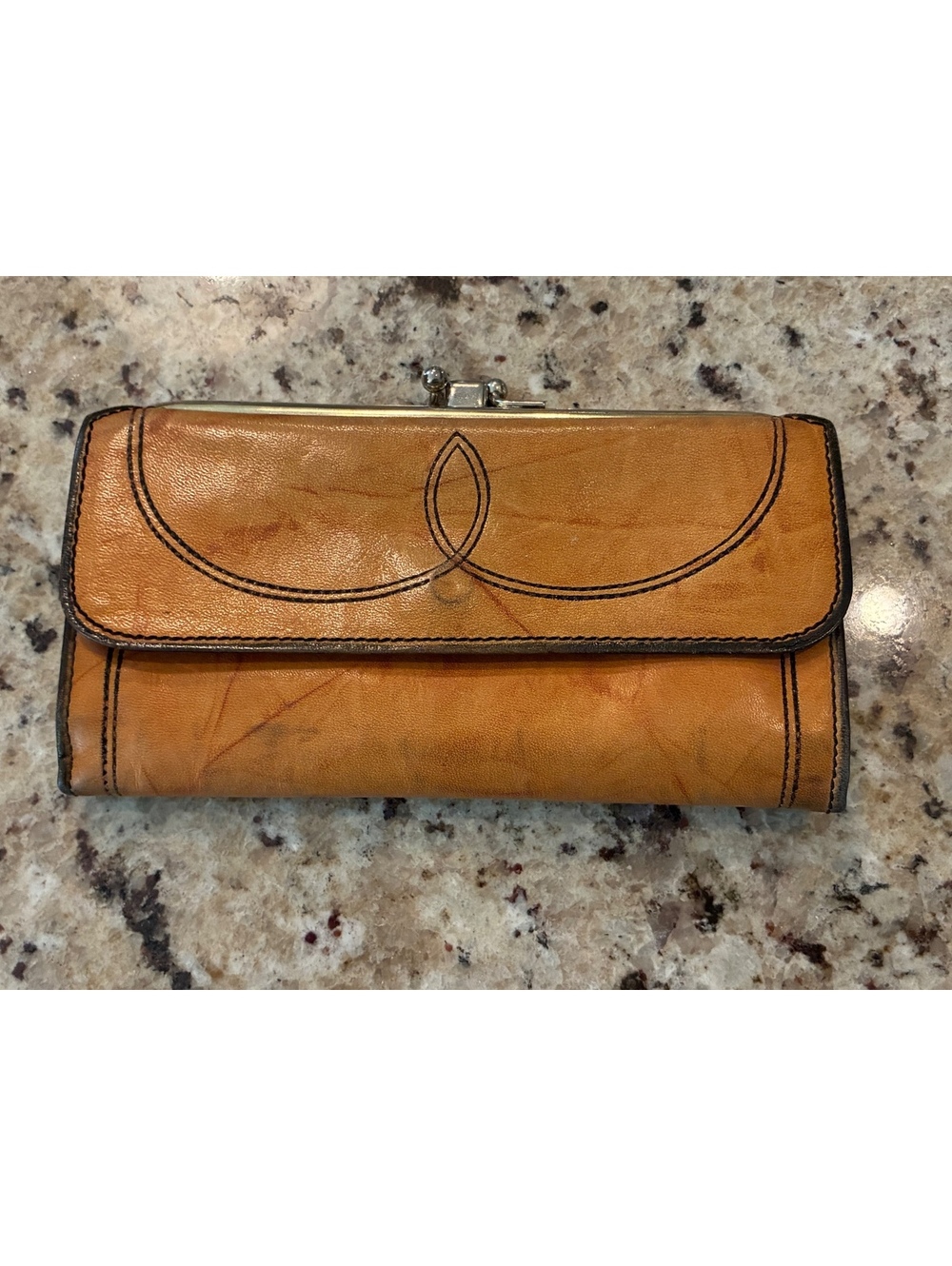 Vintage Princess Gardner Tan Leather Clutch Wallet Kiss Lock Change Purse